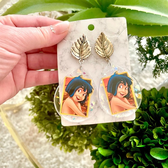 Mowgli Acrylic Dangle Earrings - Picture 3 of 5